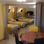 ゲストハウス Le Logis Du Livier Saint-Georges-sur-Layon