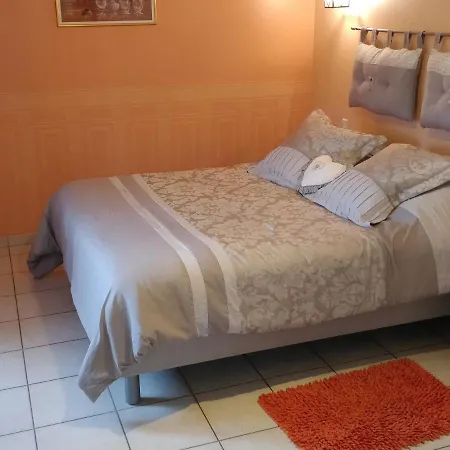 Maison d'hôtes Les Bacchusiennes 3*