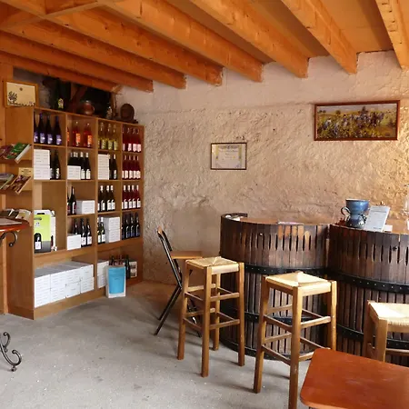 Maison d'hôtes Les Bacchusiennes 3*